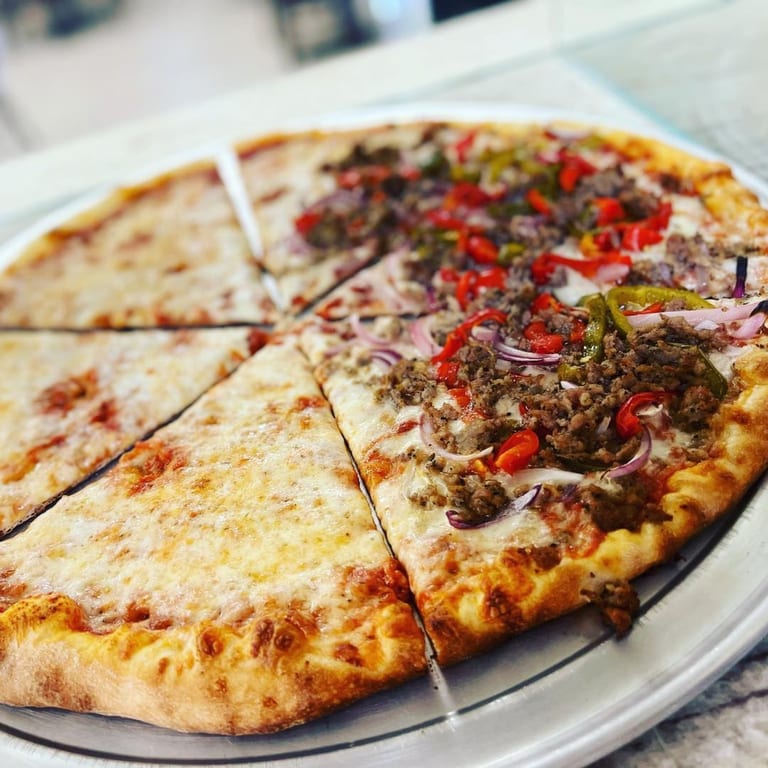 West Palm Beach's Best Pizza Deals